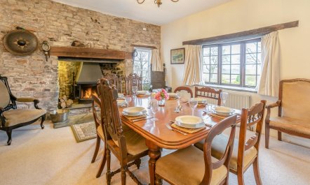 5 Bed in Littleham 4