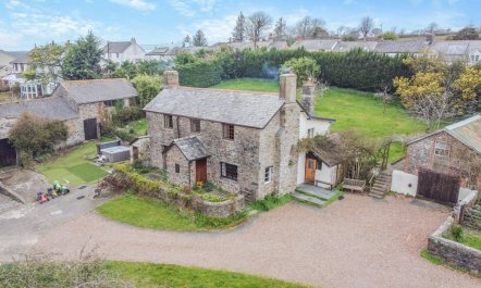 5 Bed in Littleham 1