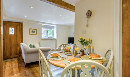 2 Bed in Winchcombe 5