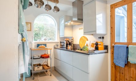 2 Bed in Brighstone 6