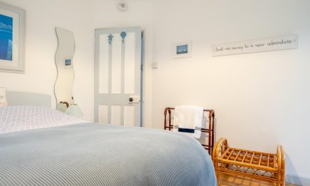 2 Bed in Brighstone 4