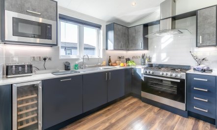 3 Bed in Broadwoodwidger 7