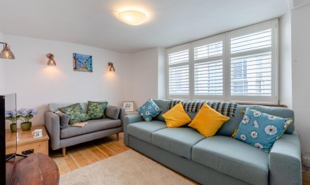 2 Bed in Appledore 3