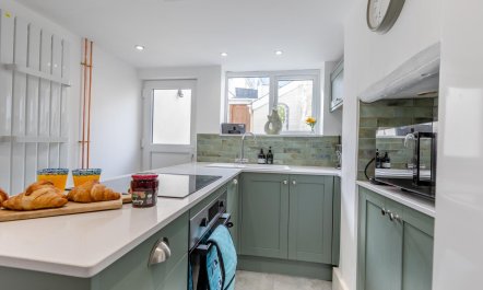 2 Bed in Appledore 4