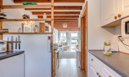 2 Bed in St. Dogmaels 5