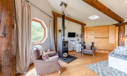 1 Bed in Dihewyd 6