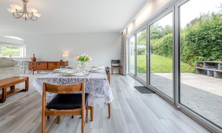 3 Bed in Stepaside 5