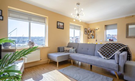 2 Bed in Whitby 2