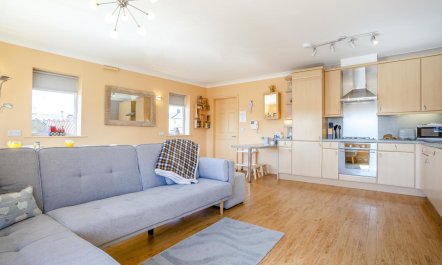 2 Bed in Whitby 3