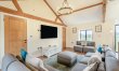 5 Bed in East Mills 3