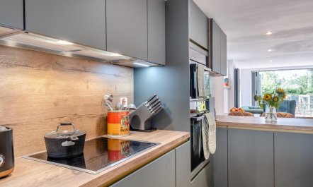 2 Bed in Marks Corner 9