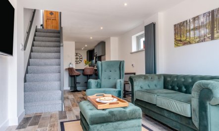 2 Bed in Marks Corner 2