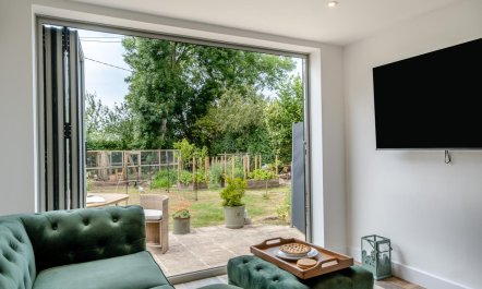 2 Bed in Marks Corner