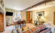 2 Bed in Hanworth 3
