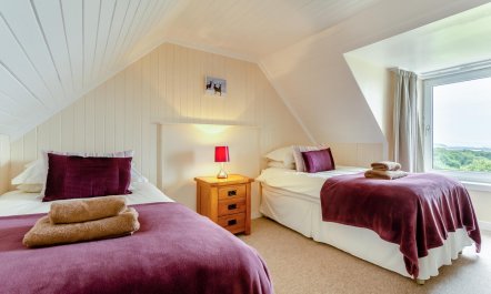 3 Bed in Carbost 9