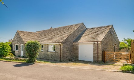 3 Bed in Worth Matravers
