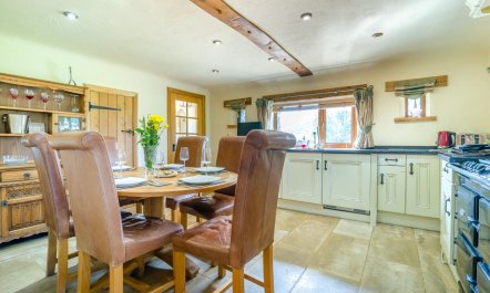 3 Bed in Crynant 9