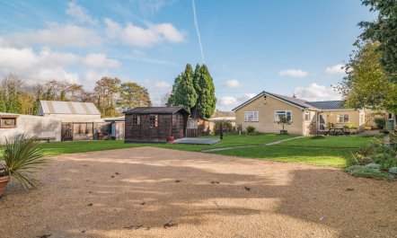 4 Bed in Bath 3