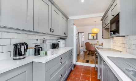 2 Bed in Whitstable 9