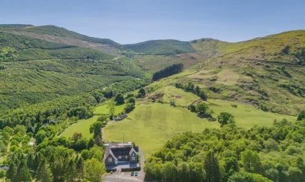 11 Bed in Upper Corris