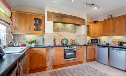 1 Bed in Eglwysbach 9