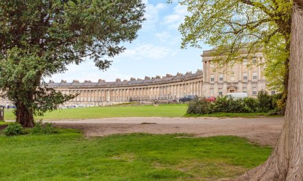 1 Bed in Bath 2