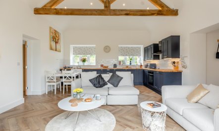 2 Bed in Chard 1
