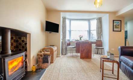 1 Bed in Llanfairfechan 4