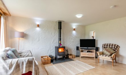 3 Bed in Goodwick 6