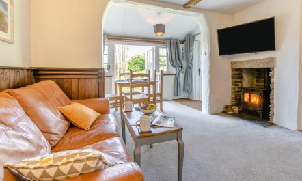 2 Bed in Duloe 2