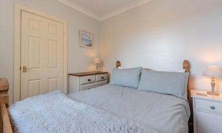 3 Bed in Graig 9