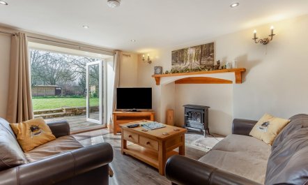 3 Bed in Littledean 2