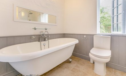2 Bed in Advent 1