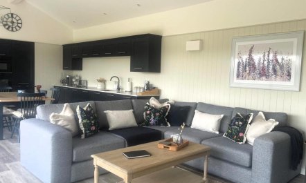 3 Bed in Freshford 3