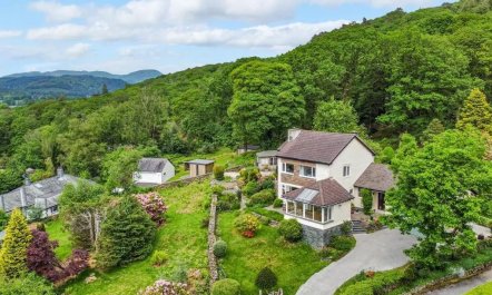 3 Bed in Windermere 2
