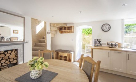 1 Bed in Bath