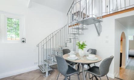 2 Bed in Kemble 3