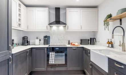 2 Bed in Kemble 7