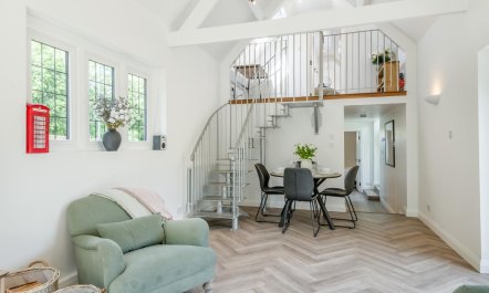 2 Bed in Kemble 6