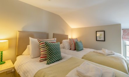 3 Bed in Lyme Regis 9