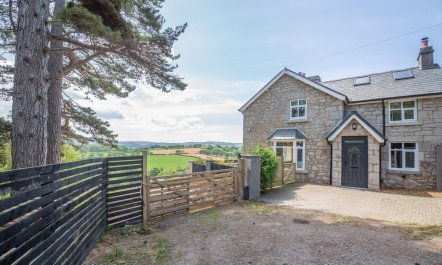 3 Bed in Llysfaen 2
