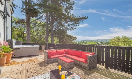 3 Bed in Llysfaen