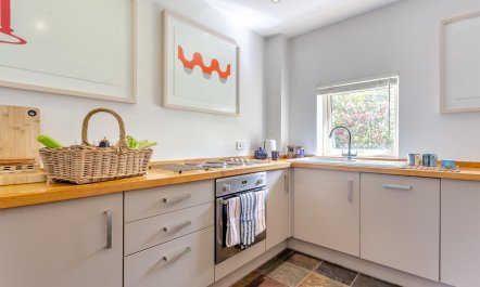 1 Bed in By Fort William 8