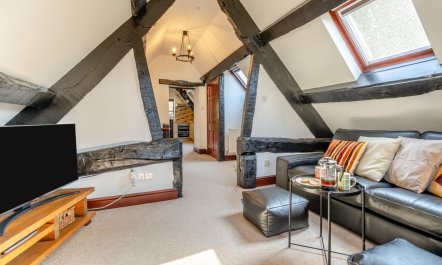 2 Bed in Llangorse 5