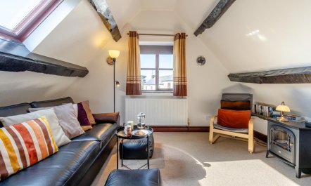 2 Bed in Llangorse 4