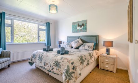 3 Bed in Swanage 8