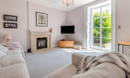 5 Bed in Minchinhampton 9
