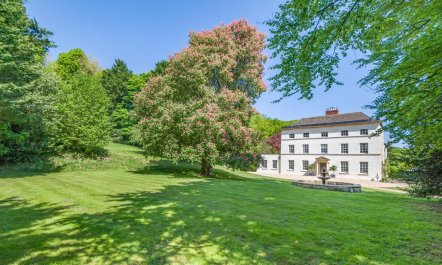 5 Bed in Minchinhampton