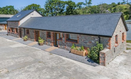 3 Bed in Llangadog 3