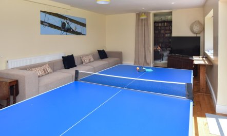 5 Bed in Battle 3